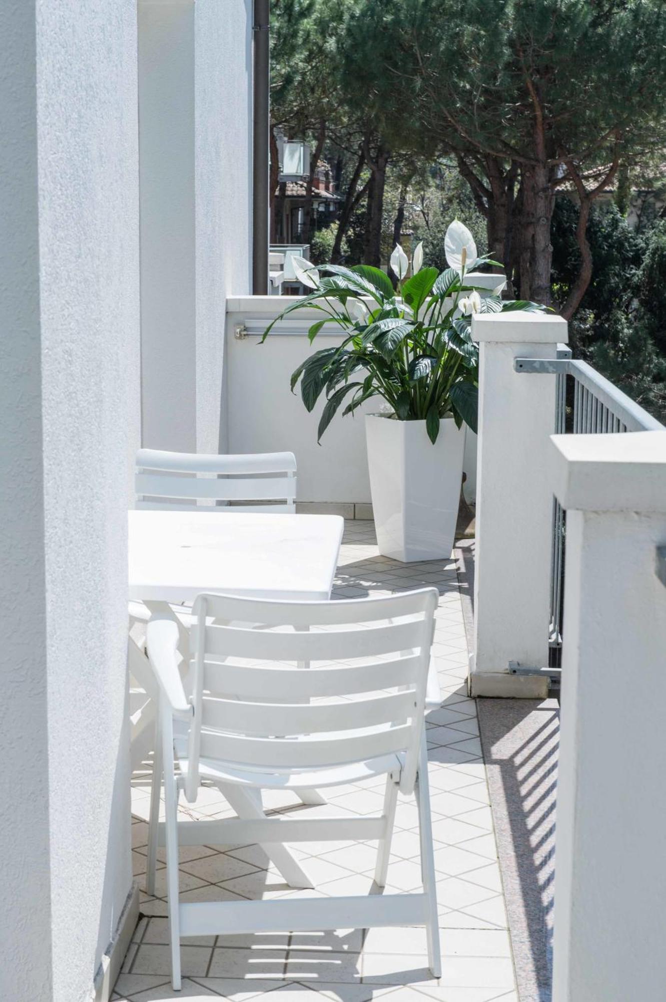 Ola Aparthotel *